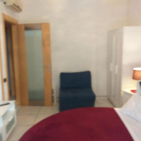 Beb Pantarei Bed & Breakfast Napoli Oda fotoğraf
