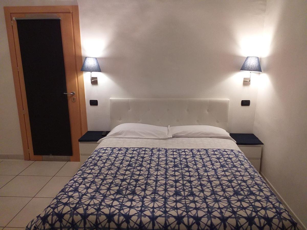 Beb Pantarei Bed & Breakfast Napoli Dış mekan fotoğraf
