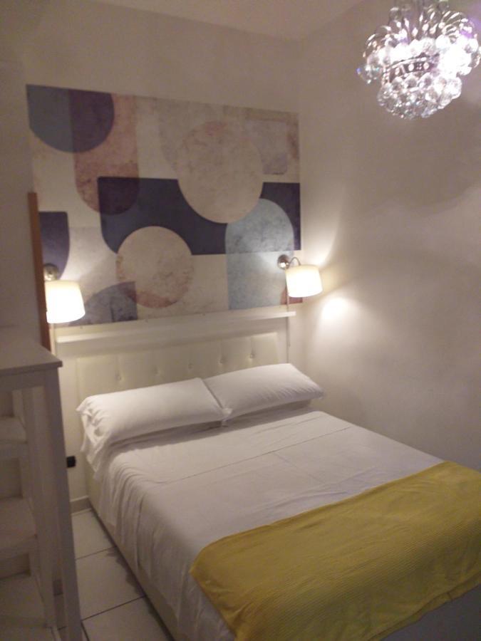 Beb Pantarei Bed & Breakfast Napoli Dış mekan fotoğraf