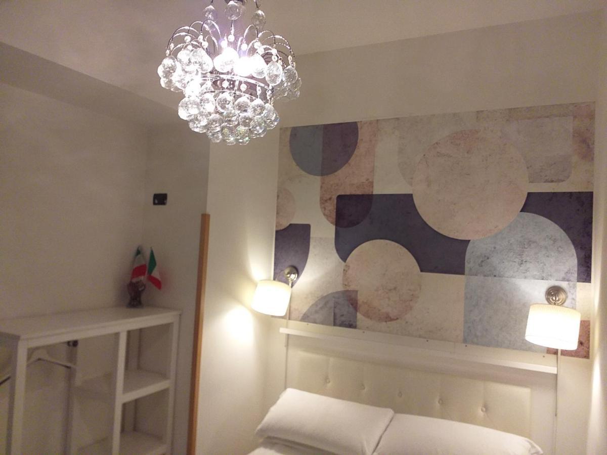 Beb Pantarei Bed & Breakfast Napoli Dış mekan fotoğraf