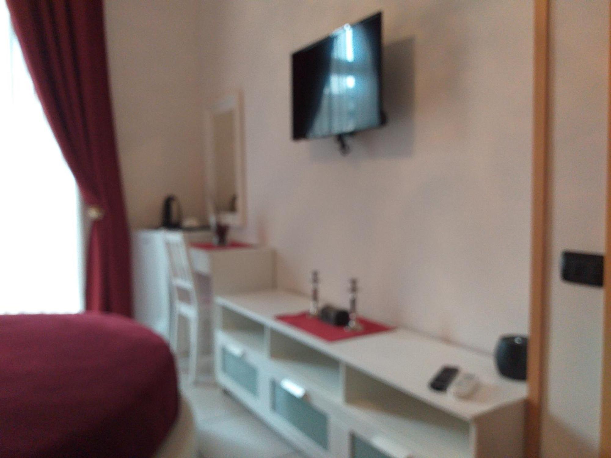 Beb Pantarei Bed & Breakfast Napoli Oda fotoğraf