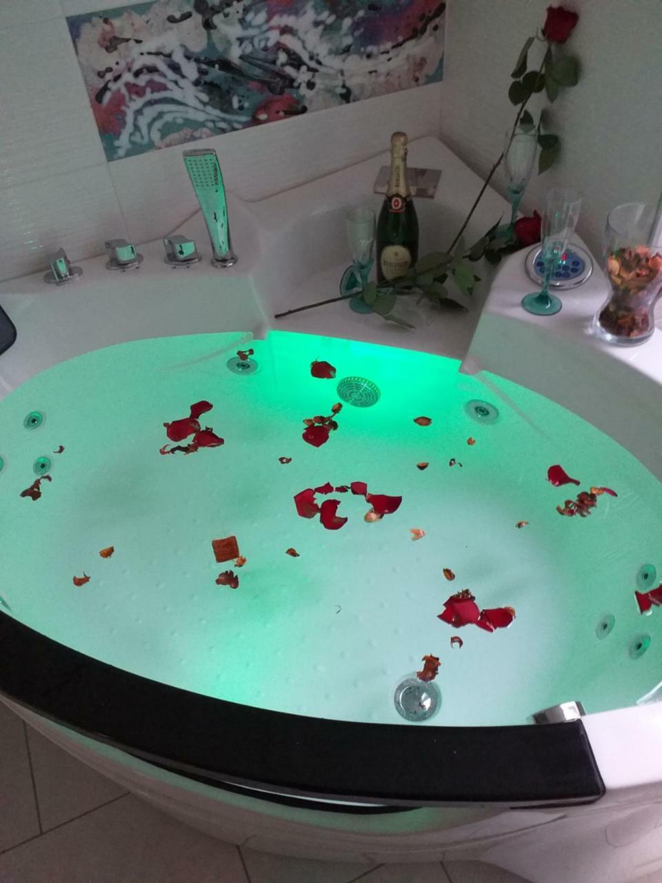 Beb Pantarei Bed & Breakfast Napoli Dış mekan fotoğraf